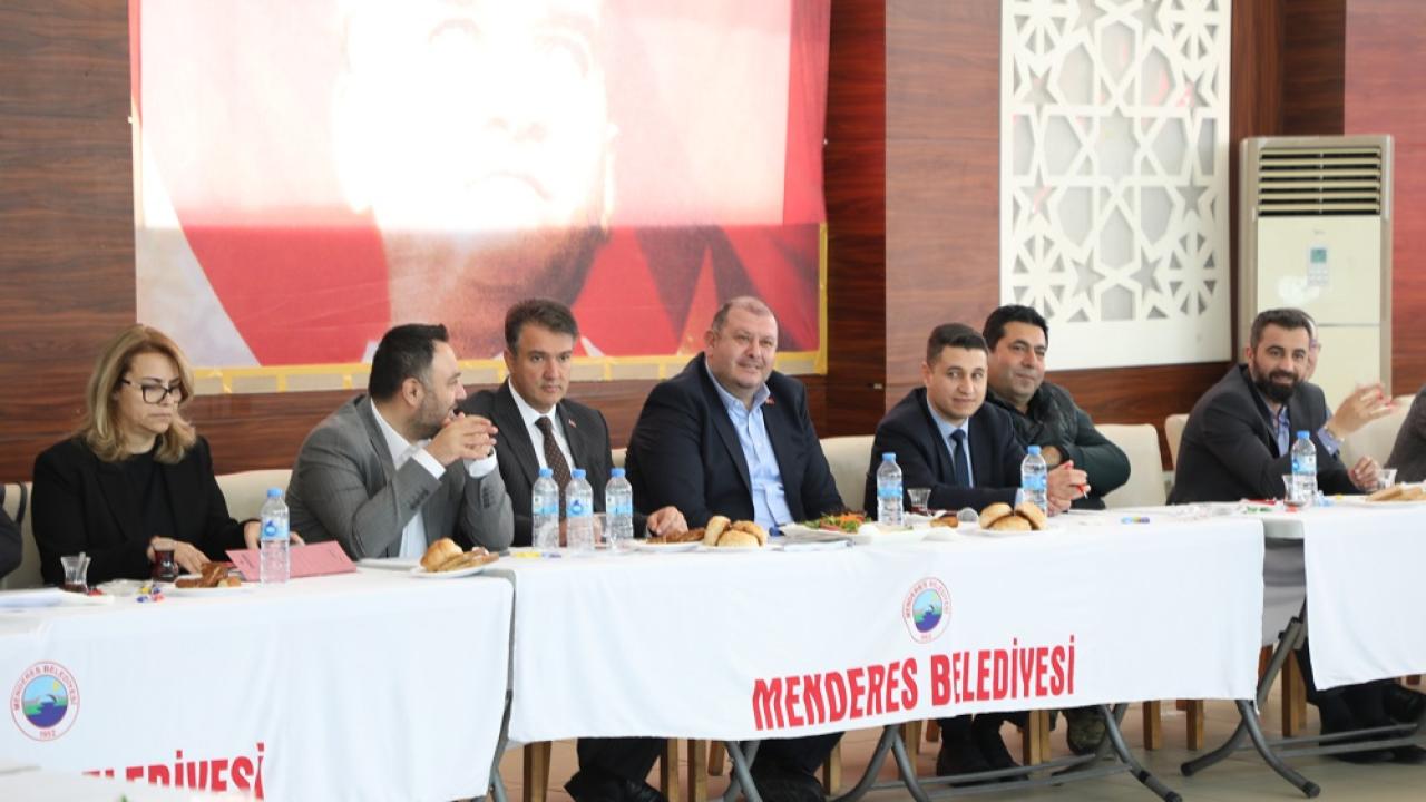 Menderes’te Muhtarlar Toplantısı Yapıldı
