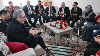 Pehlivan: Şehit aileleri ve gazilerimiz başımızın tacı