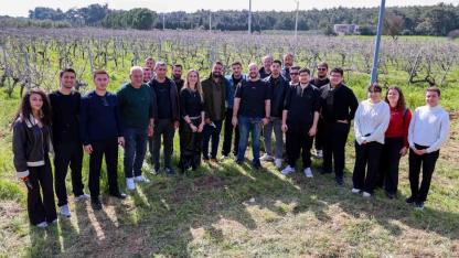 Buca Belediyesi’nin üzüm bağı açık hava okuluna dönüştü