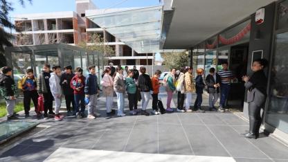 Selçuk Belediyesi'nden sınav yolundaki öğrencilere destek