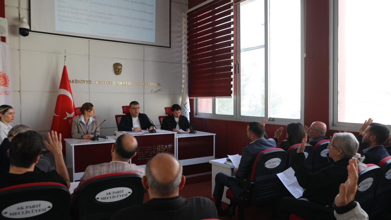 Seferihisar Meclis Toplantısı’nda Fatma Nur Çelik anıldı