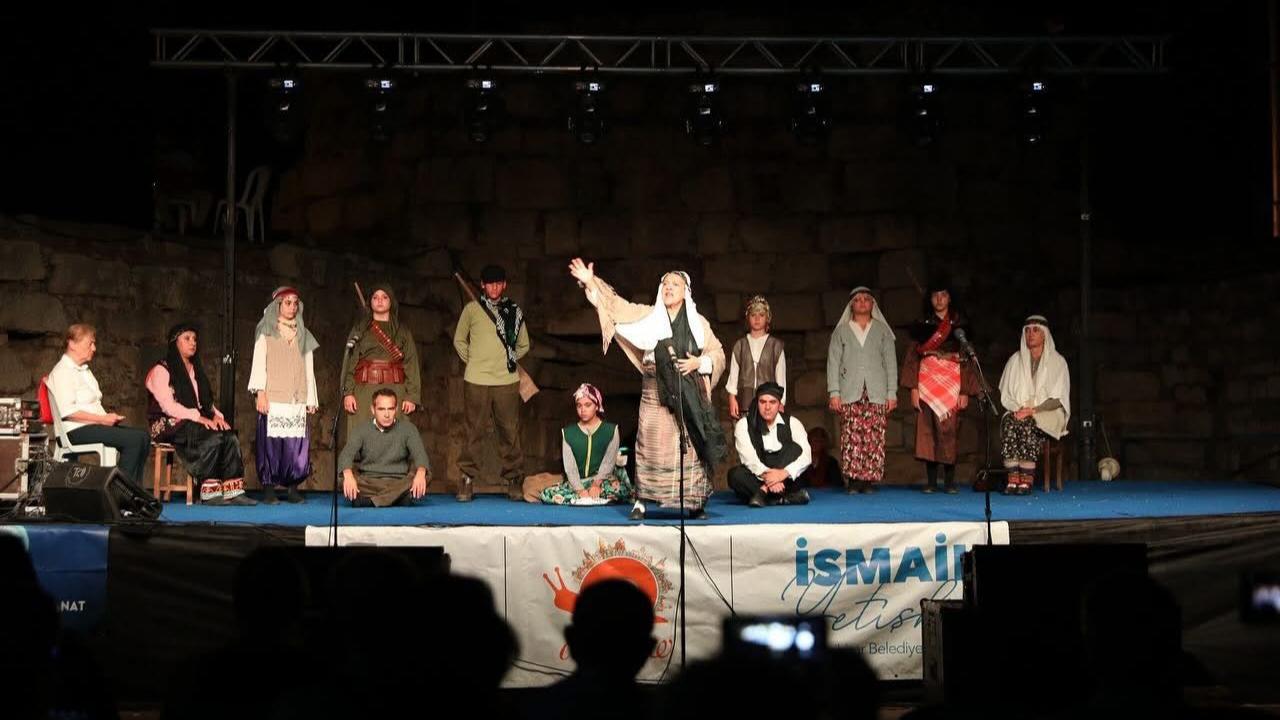 Seferihisar'da Dünya Tiyatro Günü coşkusu