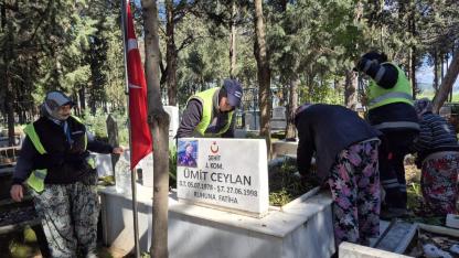 Torbalı Belediyesi’nden Şehit Kabirlerine Vefa Dokunuşu