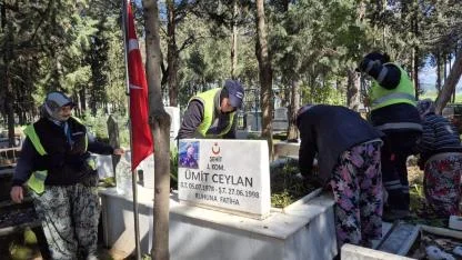 Torbalı Belediyesi’nden Şehit Kabirlerine Vefa Dokunuşu