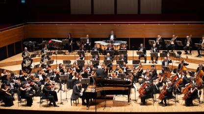 25. yıla notalarla görkemli kutlama