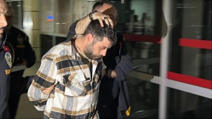 5 yarım altın için yaşlı kadını öldürdü