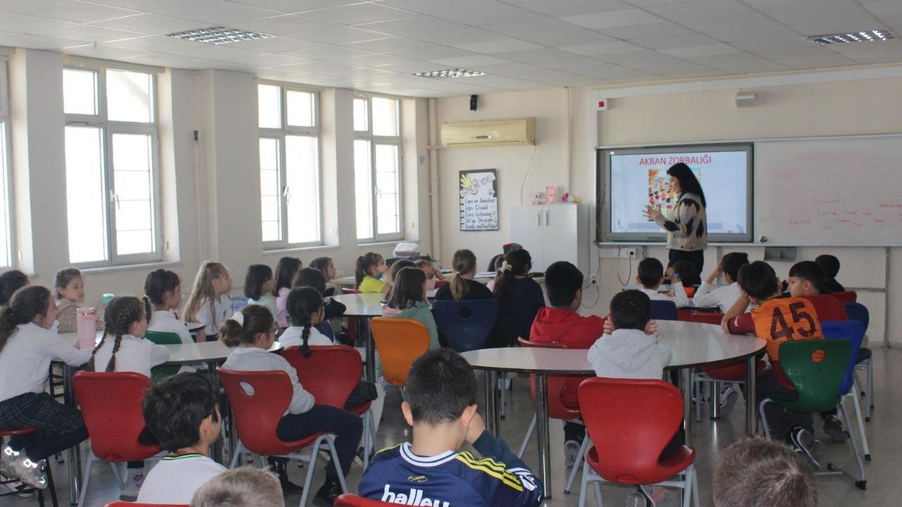 Akran zorbalığı ve şiddete karşı nezaket eğitimi