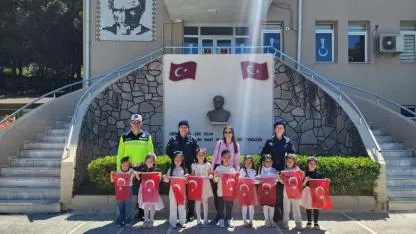 Aliağa'da, minik öğrenciler Jandarmayı yakından tanıdı