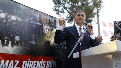 Başkan Tugay: Bu haksızlık bitmedikçe eylem de bitmez