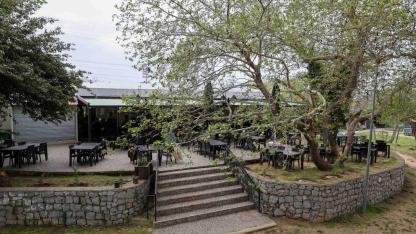 Buca’nın saklı güzelliği: Dere Kafe