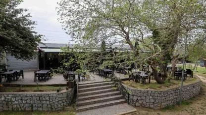 Buca’nın saklı güzelliği: Dere Kafe