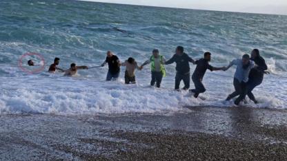 Dünyaca ünlü sahilde can pazarı