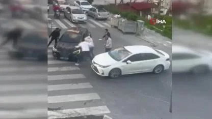 Esenyurt’ta kaza sonrası ortalık karıştı