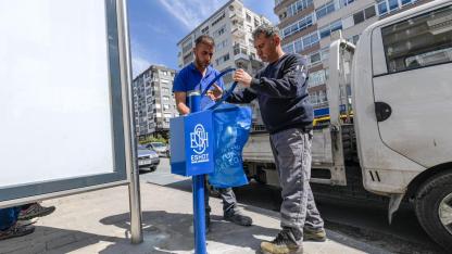 ESHOT’tan duraklarda temizlik hareketi