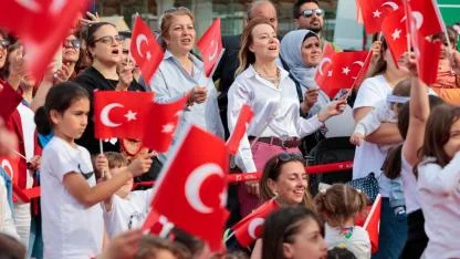 Konak’ta 23 Nisan coşkusu Karantina Meydanı’nda yaşanacak