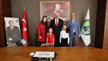 Menemen’de coşkulu kutlama