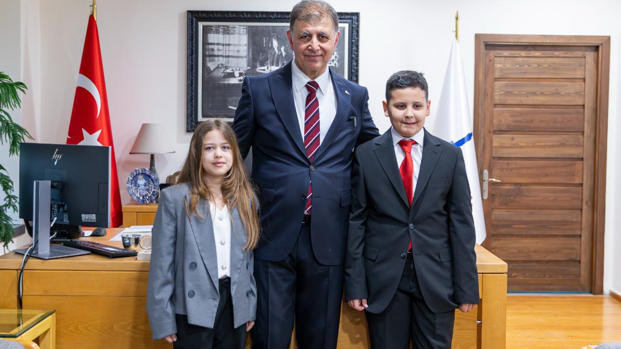 Meryem ve Aras’tan güvenli gelecek mesajı