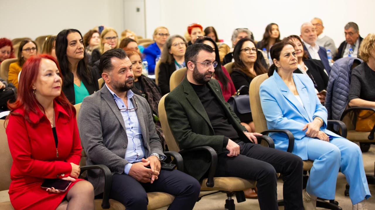 Narlıdere 3. Yaş Üniversitesi için harekete geçti