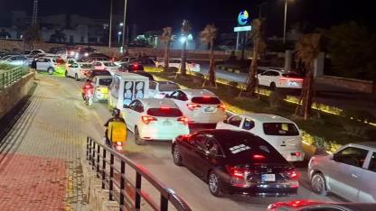 Pakistan'da benzin fiyatlarına yaklaşık yüzde 42 zam