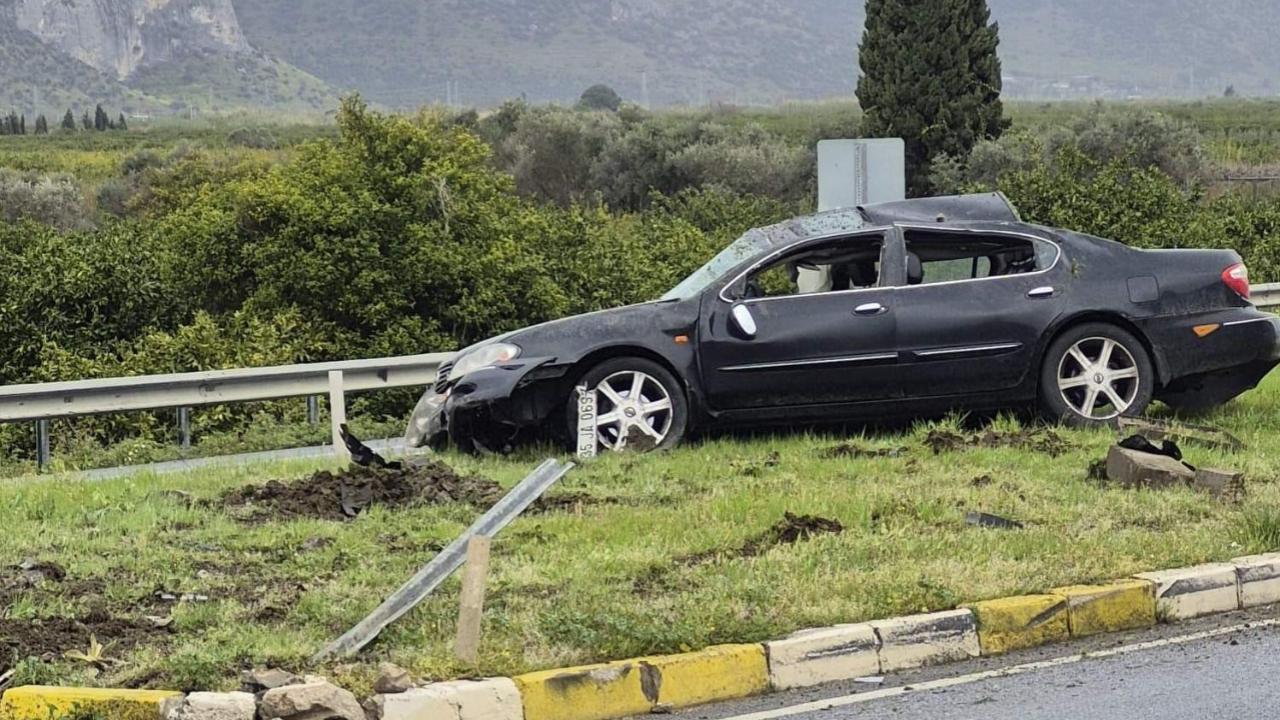 Selçuk'ta kaygan yolda zincirleme trafik kazası