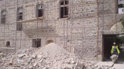 Tugay, Meslek Fabrikası’nın 19 yıl önceki halini paylaştı