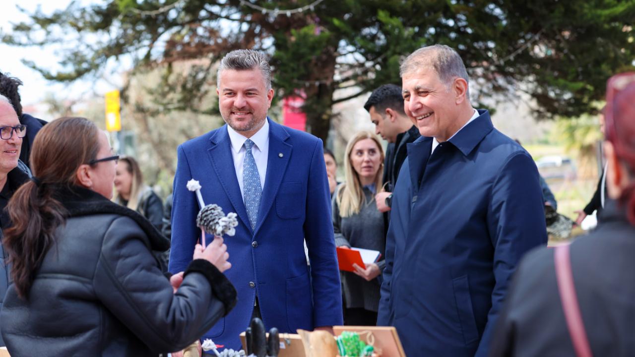 Üreten kadınlara Duman ve Tugay’dan tam destek