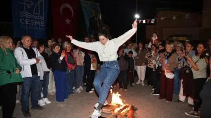 Çeşme’de Hıdırellez üç noktada coşkuyla kutlandı