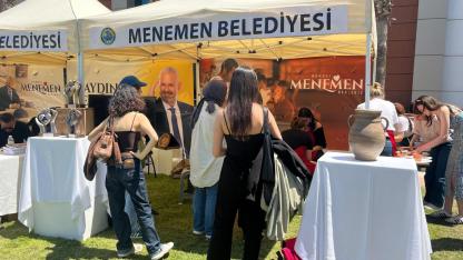 Menemen'de üniversiteliler 8 bin yıllık gelenekle buluştu