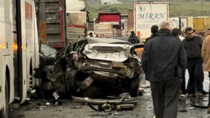 TAG Otoyolu’nda zincirleme trafik kazası