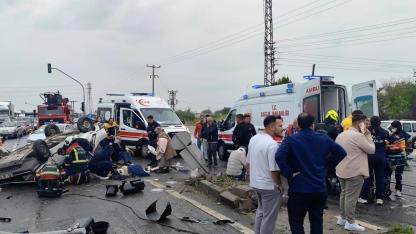 Takla atan otomobil ters döndü