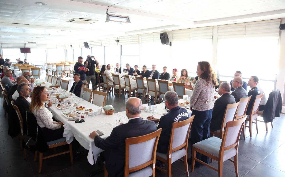 Karşıyaka’da “Muhtarlar Günü” zirvesi!