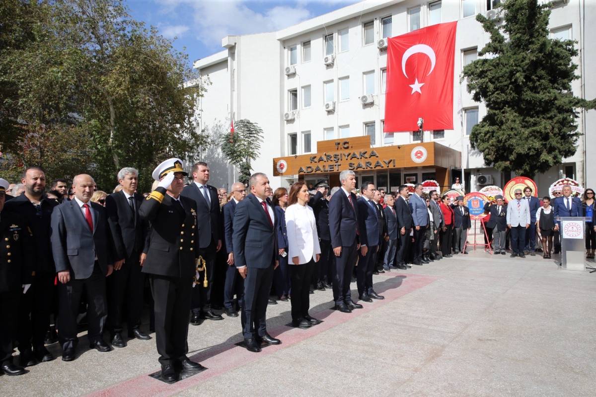 Karşıyaka’da 7’den 77’ye Cumhuriyet coşkusu!