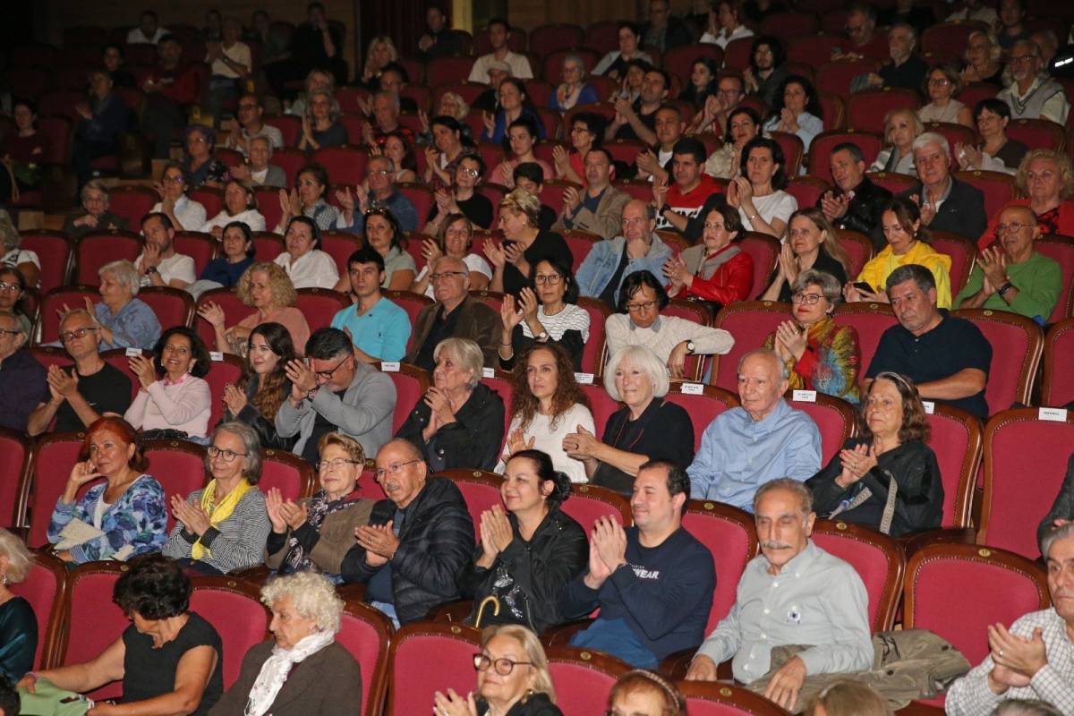 Karşıyaka, 100. doğum yılında Attilâ İlhan’ı andı