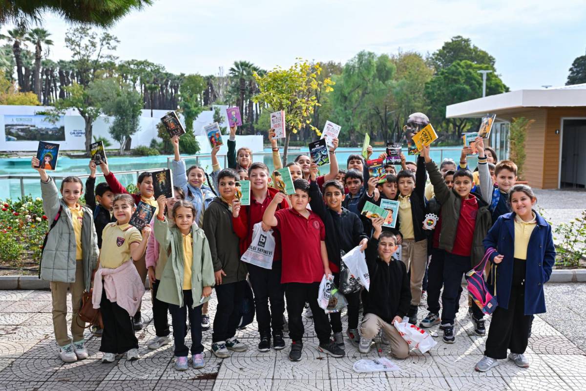 İZKİTAP’a her yaştan ziyaretçi