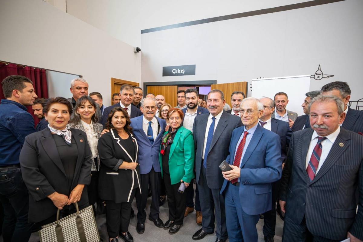 Ege Belediyeler Birliği üyeleri İzmir’de toplandı