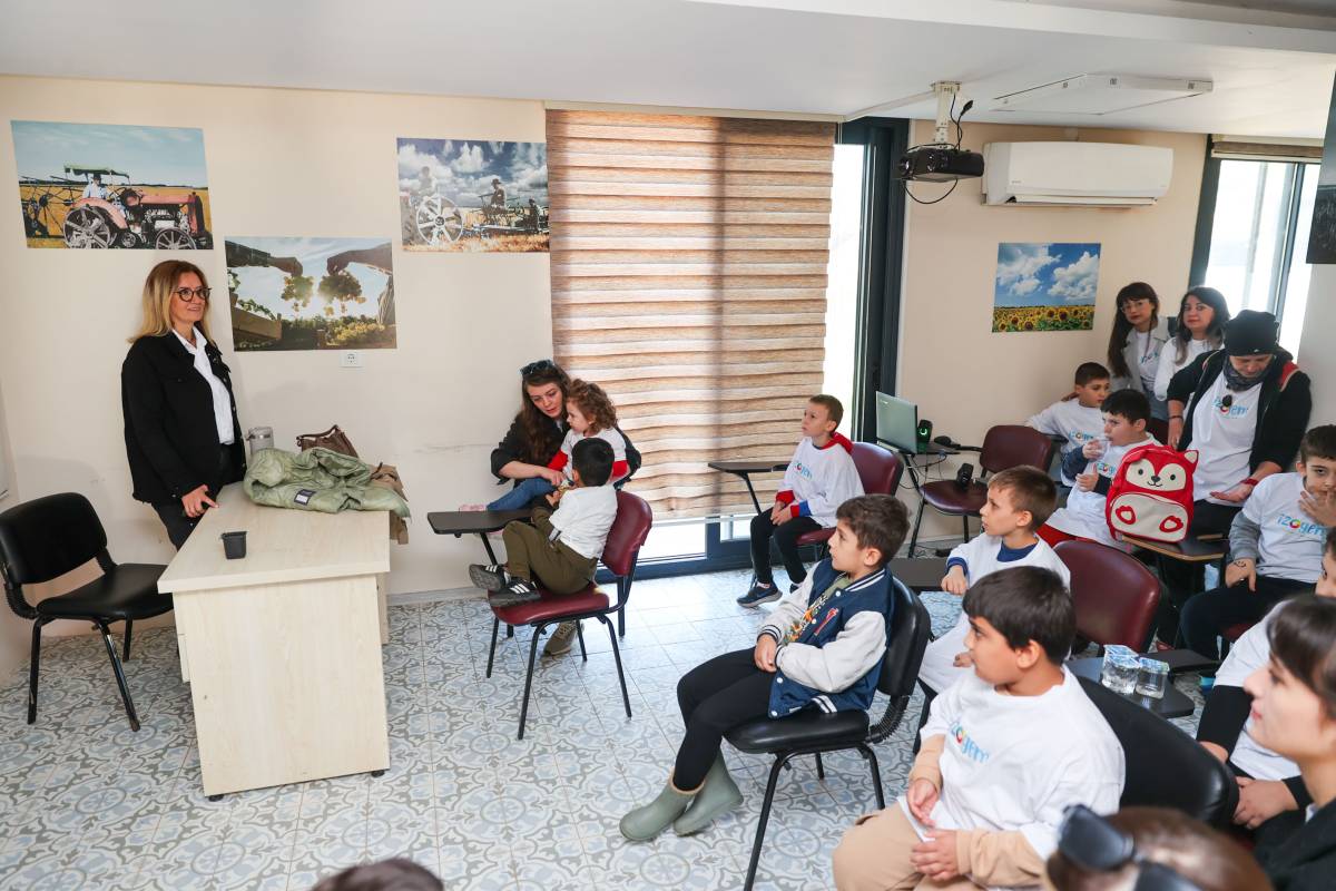 Buca’nın Tarım Okulu otizmli çocukları ağırladı