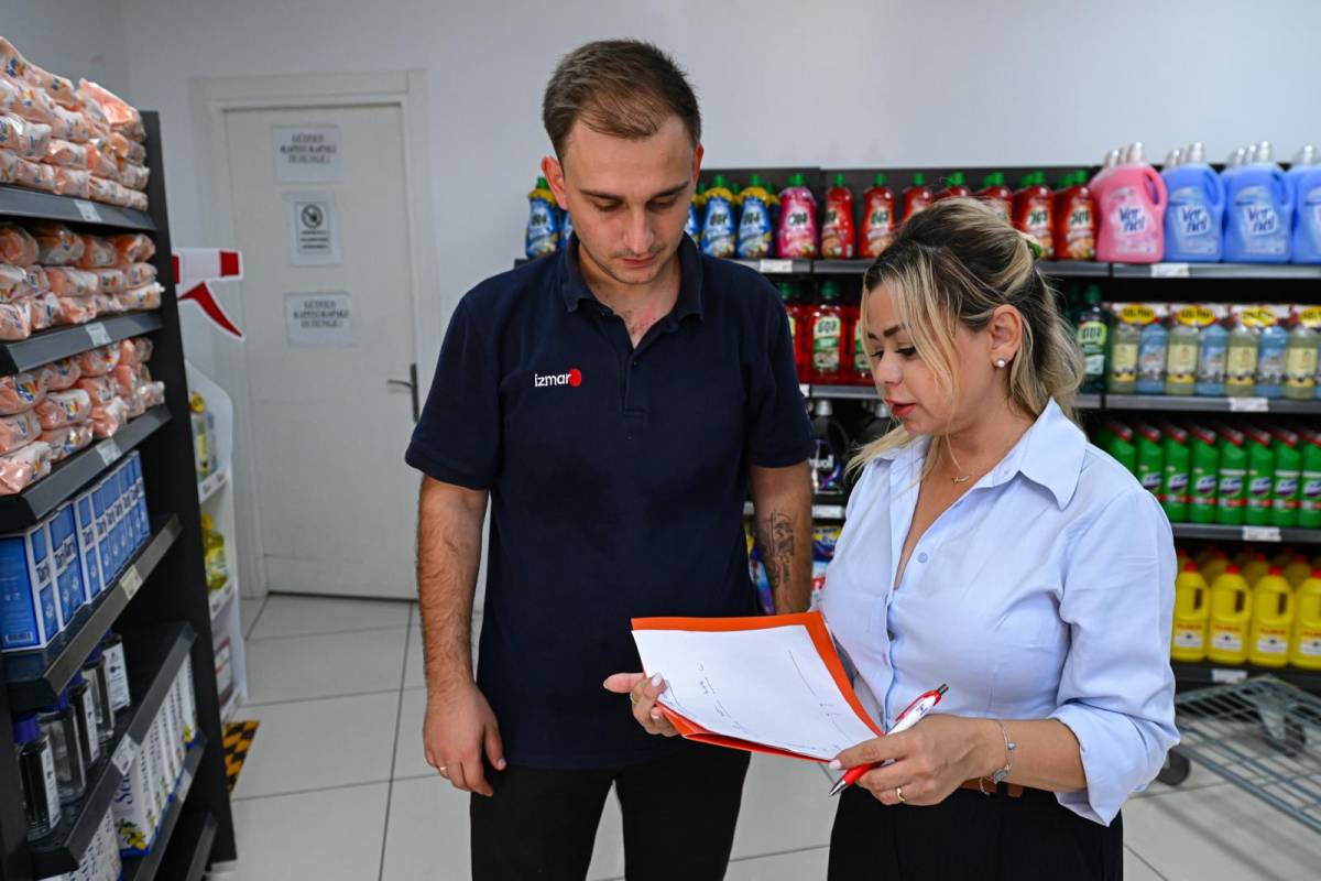 Otizmli gençler İZMAR’da iş başı yaptı