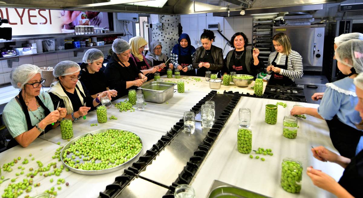 Doğal lezzetler Bornova’dan yükseliyor