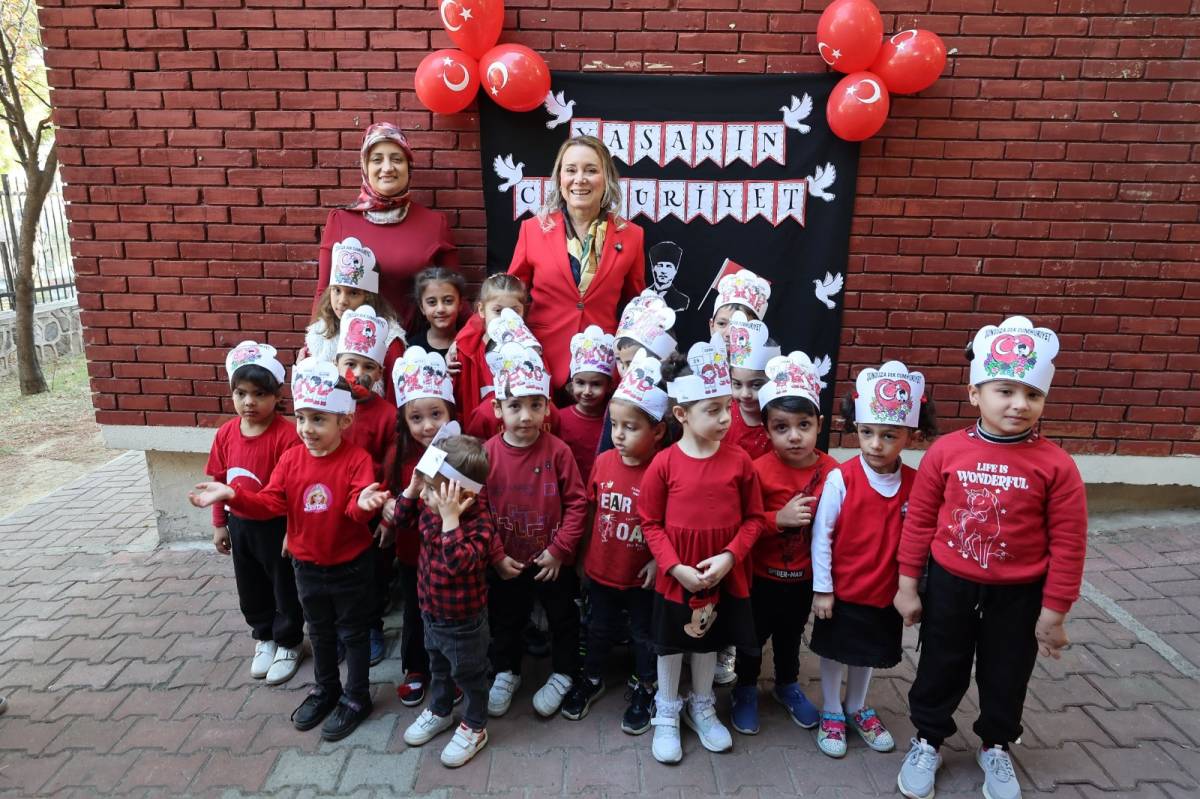 Konak’ta Cumhuriyet Bayramı coşkusu başladı