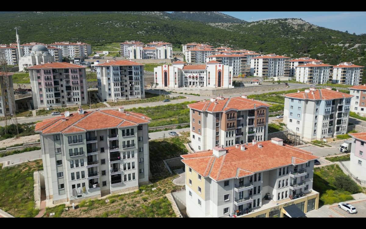 Saygılı’dan 30 Ekim depreminin yıl dönümünde anlamlı mesaj