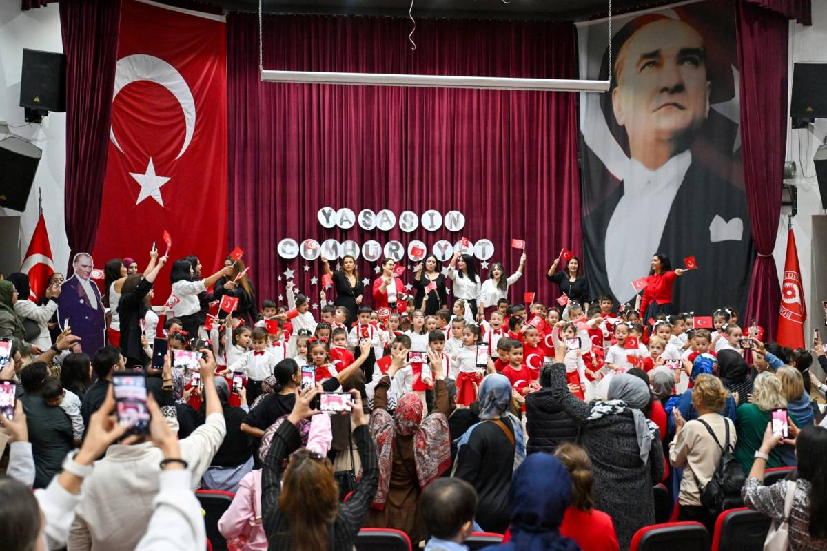 Miniklerden büyük Cumhuriyet coşkusu