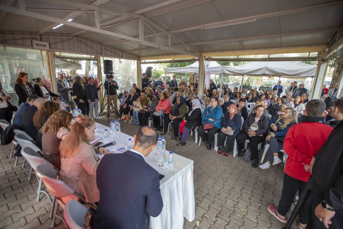 Başkan Ünsal, Fikri Altay sakinleriyle bir araya geldi