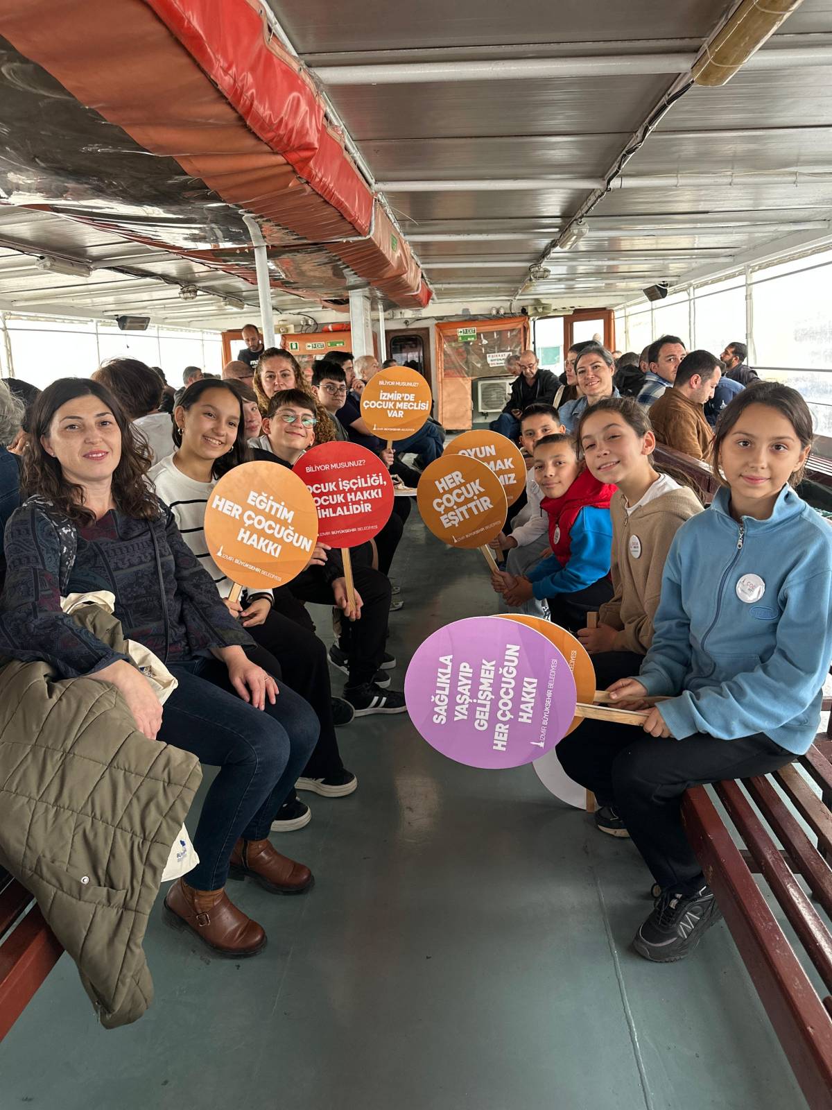 İzmirli çocuklar, değerlerine sahip çıkmayı öğreniyor