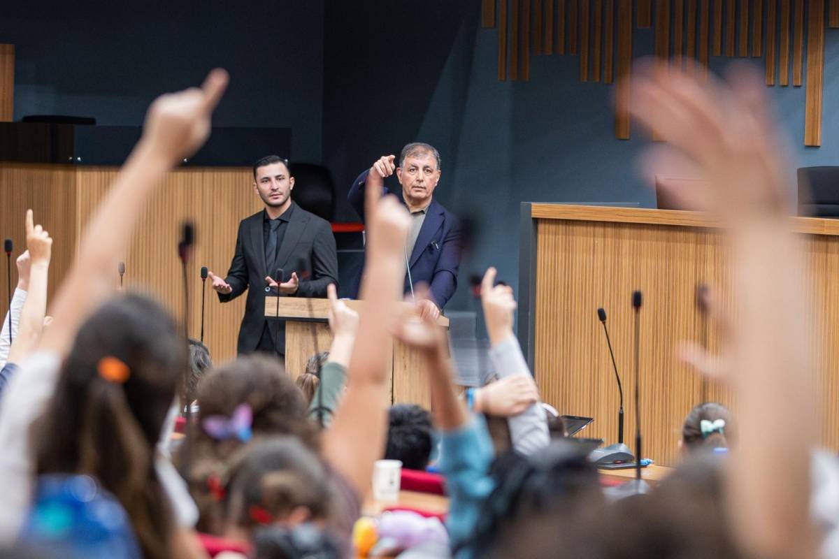 Başkan Tugay “Söz çocukta” dedi