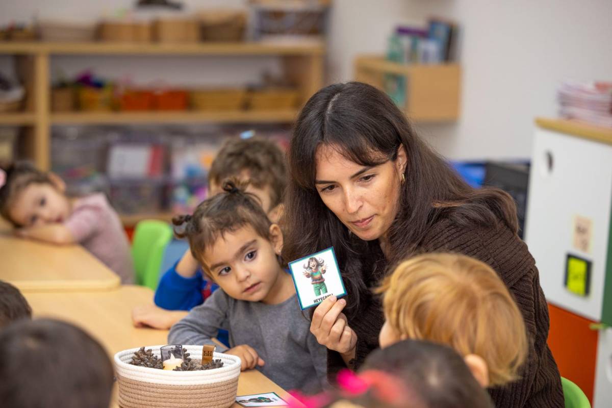 Eğitim gördüğü anaokuluna öğretmen oldu