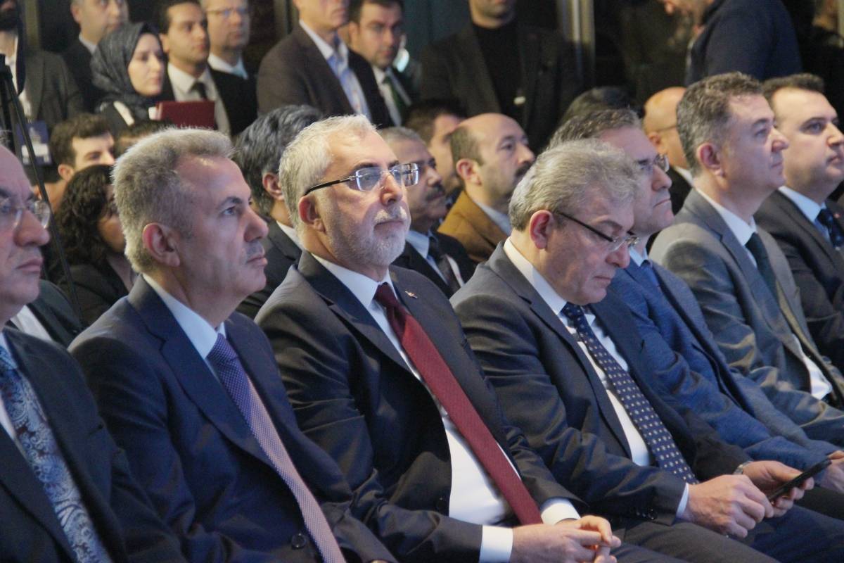 Bakan Işıkhan'dan asgari ücret açıklaması