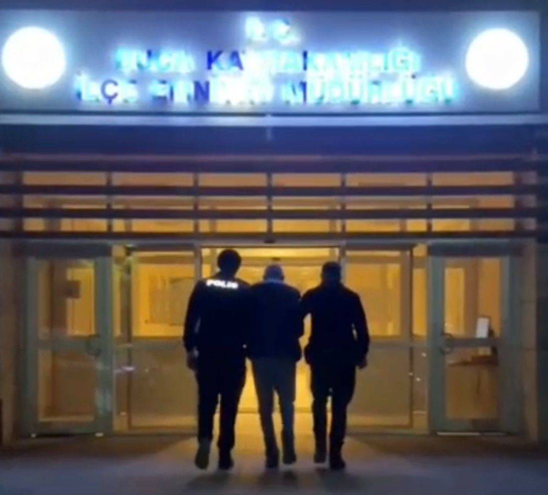 İzmir'de 34 yılla aranan firari hırsız yakalandı