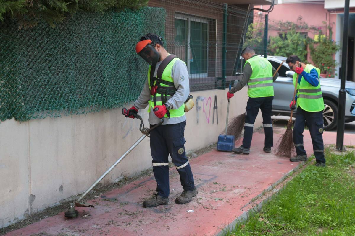 Buca’da köşe bucak temizlik