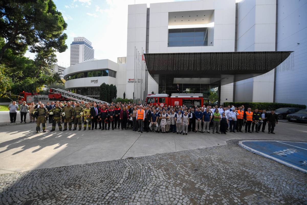 İtfaiye'den Swissotel’de nefes kesen tatbikat