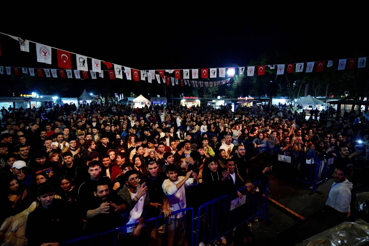 İzmiriler Bi Hayat Fest’te buluştu
